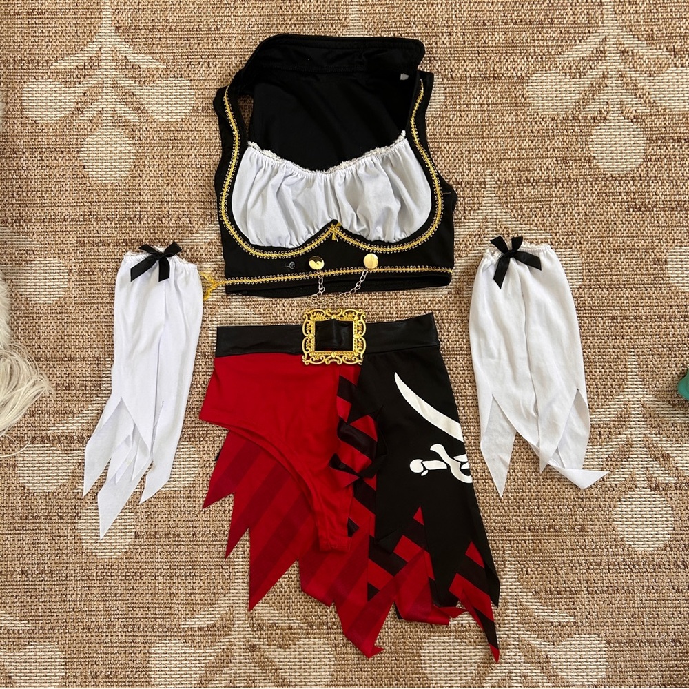 Women’s Sexy Pirate Costume